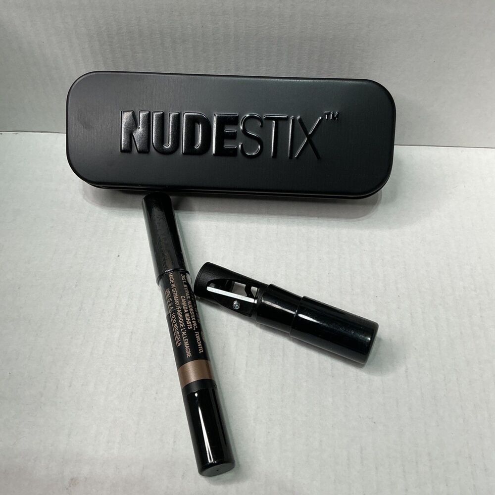Nudestix Magnetic Luminous Eye Color Twilight Stick With Sharpener 2.8g New